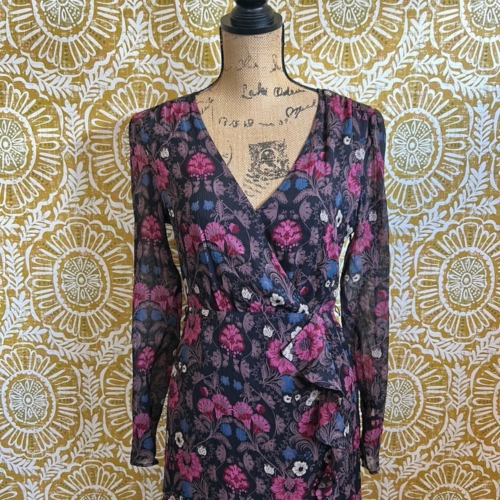 PAIGE Ledara Floral Silk Long Sleeve Faux Wrap Midi Dress in Black Multi Sz XS - Picture 9 of 14